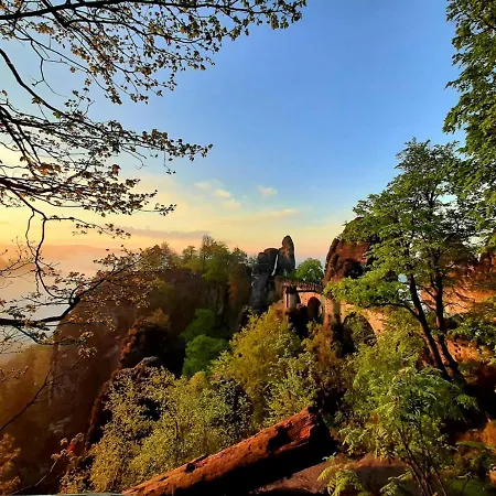 Amselgrund וילה ראטן